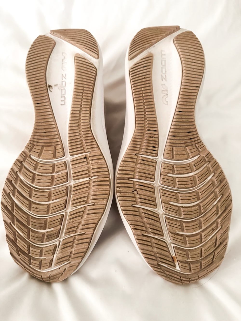 Nike Women’s Running Shoes — Blush Pink with Rose Gold Swoosh - Picture 5 of 5